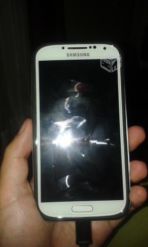 Combo Celular Samsung Galaxy S4 + 2 Pendrives 16GB