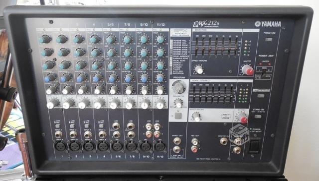 Power Mixer Yamaha Emx 212s 220 W + 220 W