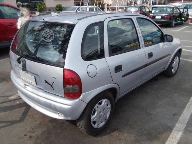 CHEVROLET CORSA HB 5p 2003