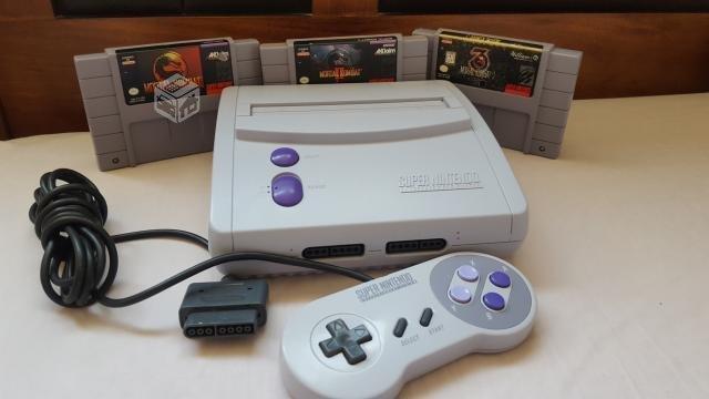 Consola SNES + Colección Mortal Kombat 1, 2 y 3