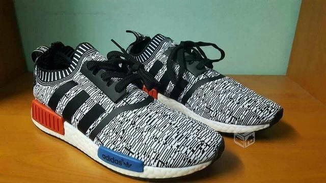 ADIDAS NMD R1 NUEVAS TALLA 41 y 42 NUEVAS.!