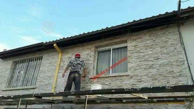 Maestro en construccion