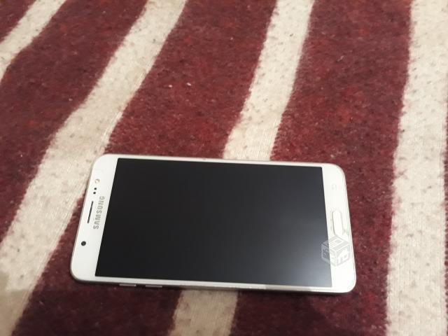 Samsung galaxy j 7