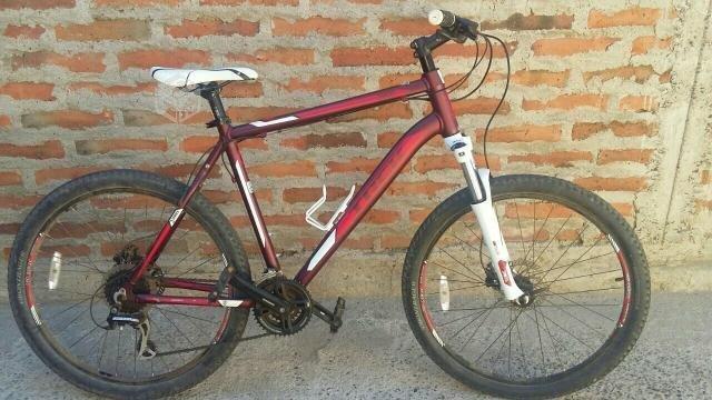 Trek 3900 