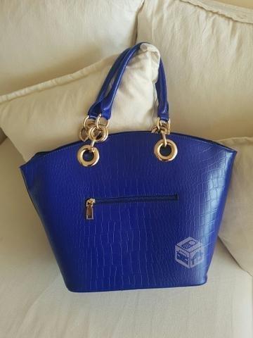 Cartera azul