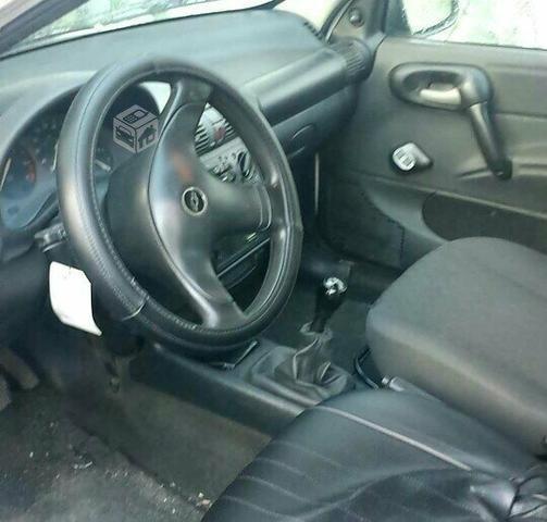 Chevrolet corsa swing año 2004