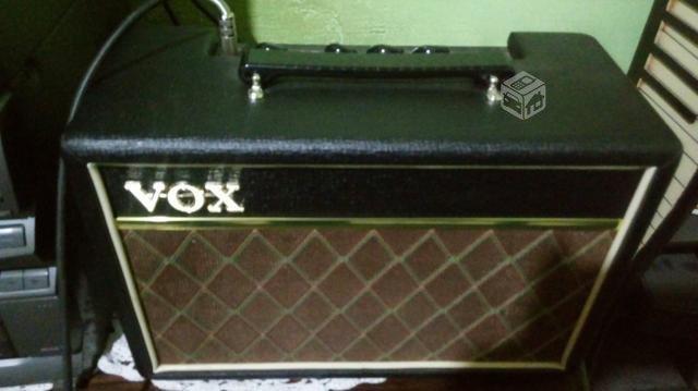 Amplificador VOX pathfinder 10