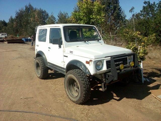 Suzuki Samurai sj 413