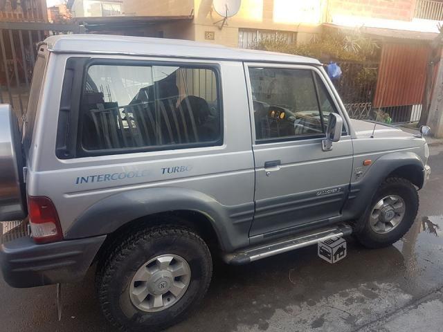 Hyundai galloper 2002