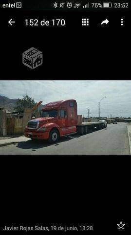 TRACTOCAMION marca FREIGHTLINER