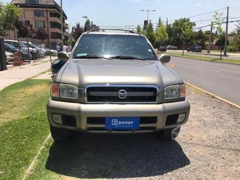 Nissan pathfinder 4x4 cuero 2003