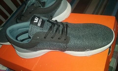 Zapatillas supra