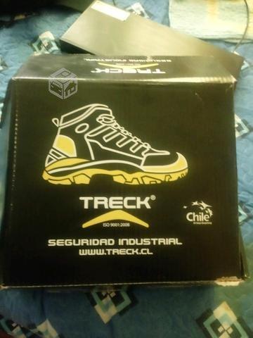 Zapato de seguridad sin uso nuevo