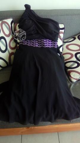 Vestido negro de fiesta casi nuevo
