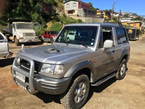 Hyundai Galloper