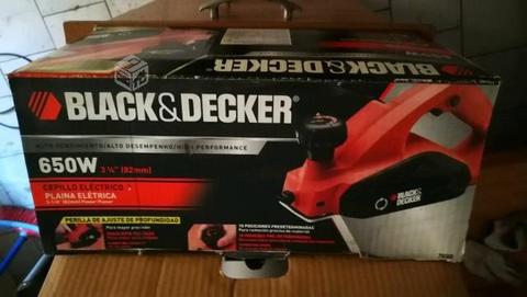 Cepillo eléctrico para madera black & decker