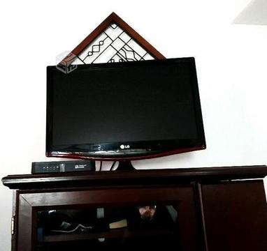 Monitor TV LCD 23