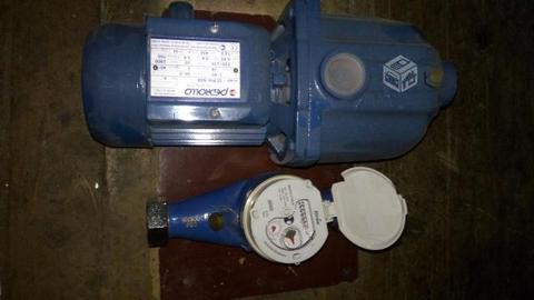 Medidor y motobomba