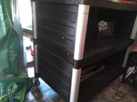 Carro marca cambro b