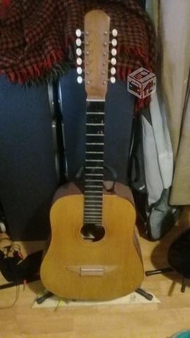 Bajo, Guitarra 12 cuerdas y electrica