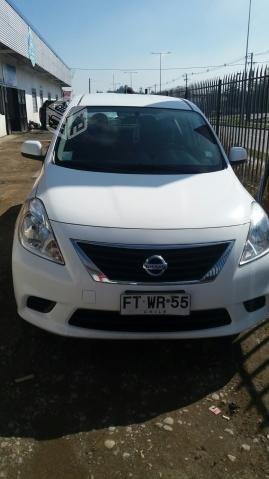 Nissan versa 2013