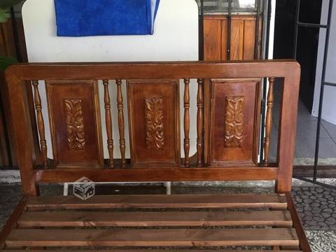 Marquesa cama de 1 1/2 plaza madera nativa