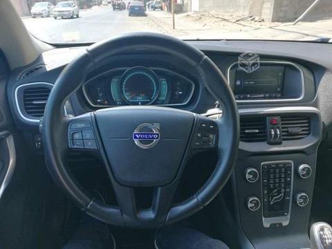 Volvo V40 T4 PLUS 2013