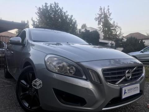 VOLVO S60 t5 plus 2.0 aut turbo 2011 tope de linea