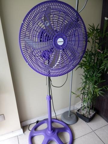 Ventilador grande prácticamente nuevo