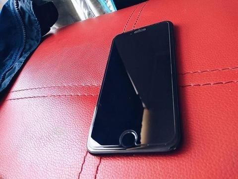 Iphone 7 32Gb black matte con garantía
