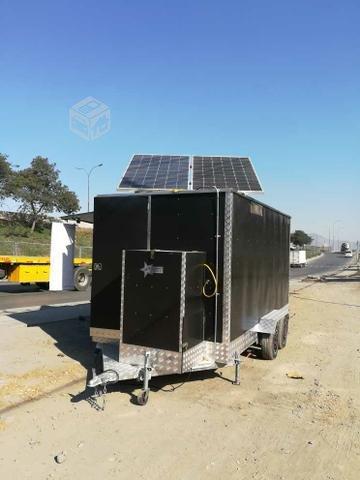 Carros de arrastre food truck con paneles solares