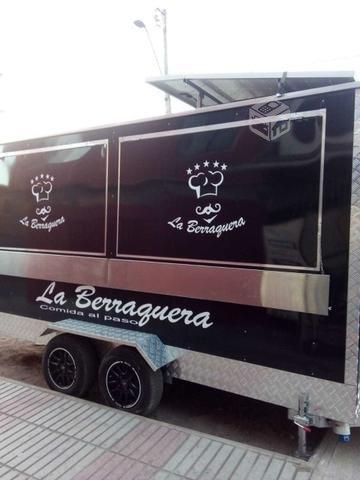 Carros food truck para comida con paneles solares