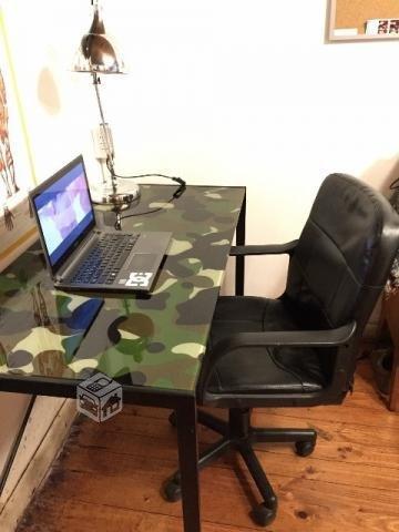 Escritorio camuflaje militar + silla
