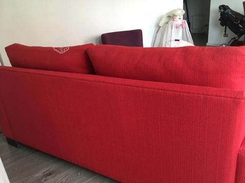 Sofa rojo