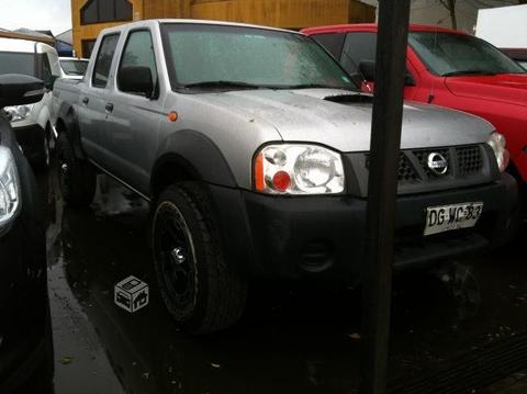 Nissan terrano 2011