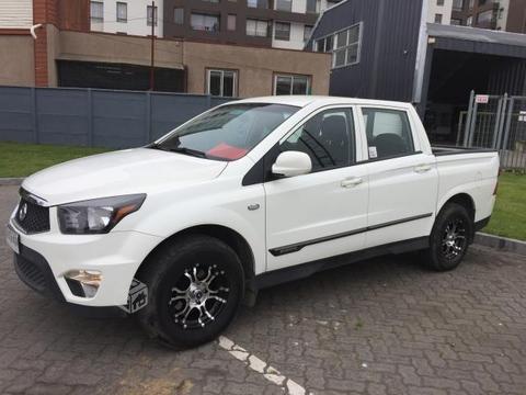 Ssangyong actyon sports año 2015 diésel impecable