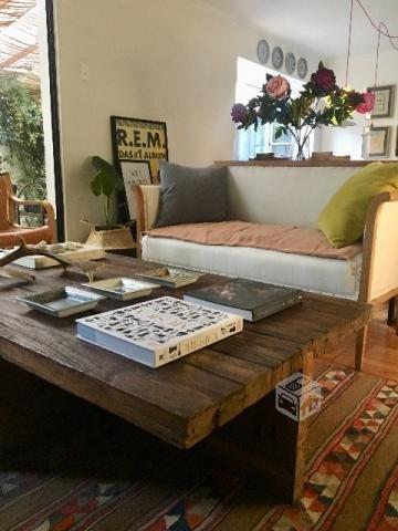 Mesa de centro de madera