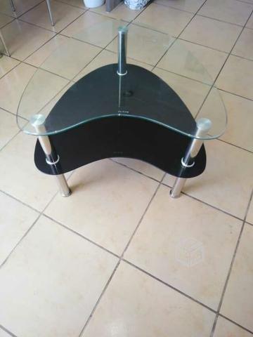 Mesa de centro de vidrio