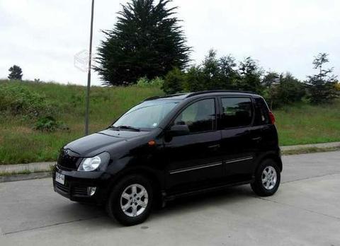 Mahindra Quanto C8 2015 Full 2.2 Turbo Diesel