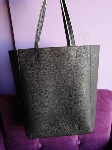 Bolso dkny original nuevo color negro
