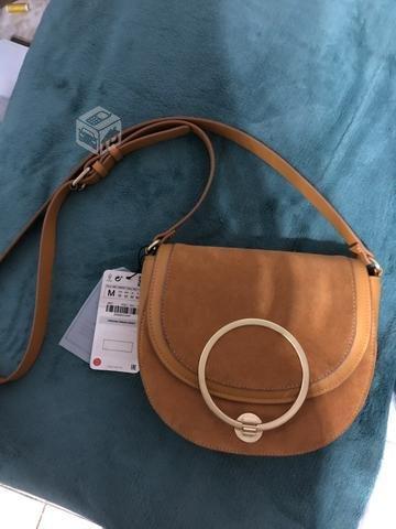 Cartera Zara