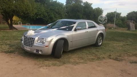 Arriendo de Chrysler 300C para matrimonio