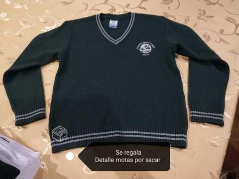 Uniforme colegio Santo Tomás de Talca
