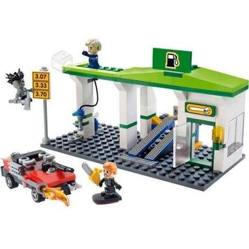 KRE-O Estación De Servicio CityVille 174pcs Hasbro