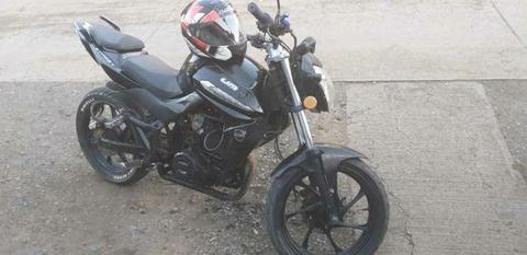 Um extreet 200cc