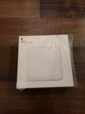 Cargador Apple USB-C de 87W