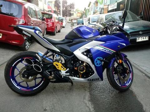 Yamaha r3