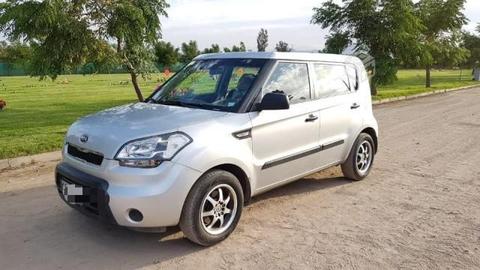 Kia motors soul 2011