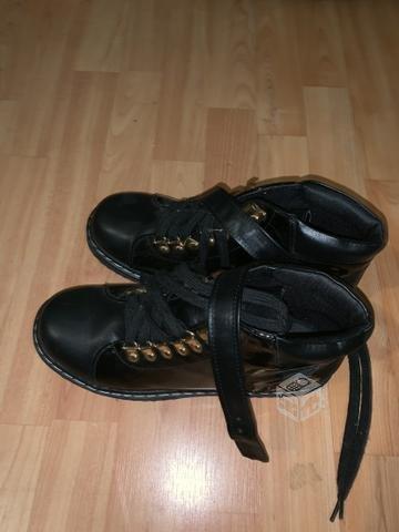 Zapatos fiorucci