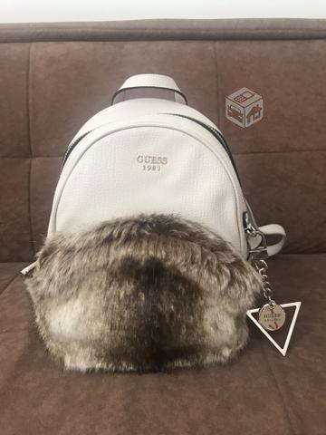 Mochila Guess Nueva y Original